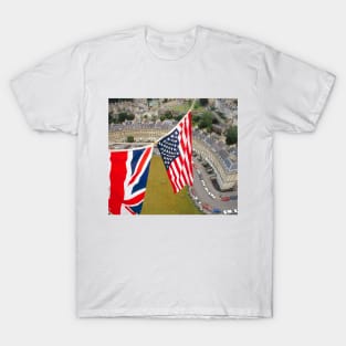 Hot Air Balloon Over Royal Crescent, Bath. T-Shirt